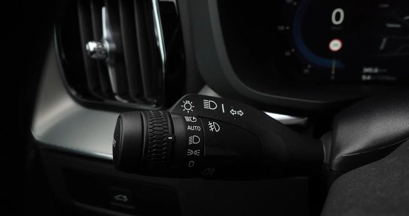 Volvo XC 60 cena 208995 przebieg: 2100, rok produkcji 2023 z Międzyzdroje małe 781